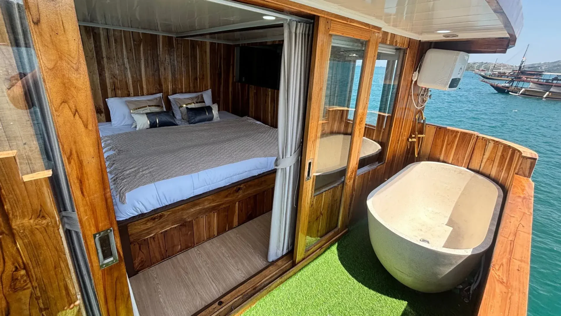 zen master cabin (2)